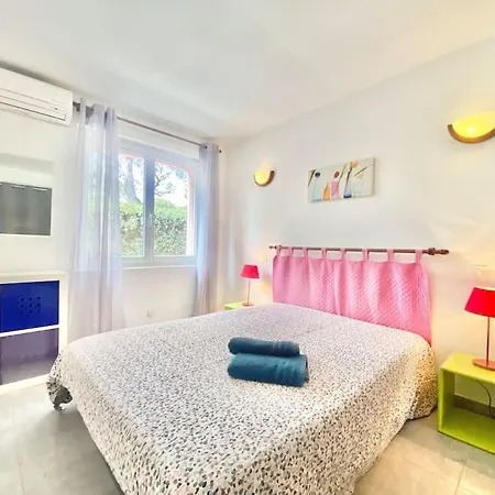 Apartment Rez De Jardin Albatros 8 Pax Front De Mer Saint-Raphaël