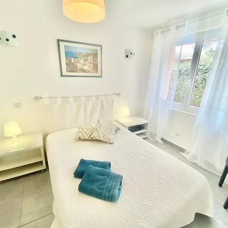 Apartment Rez De Jardin Albatros 8 Pax Front De Mer