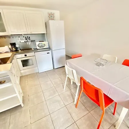 Rez De Jardin Albatros 8 Pax Front De Mer * Saint-Raphael (Var)