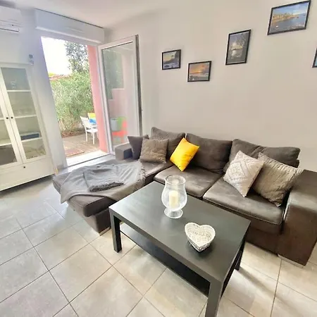 Rez De Jardin Albatros 8 Pax Front De Mer * Saint-Raphael (Var)