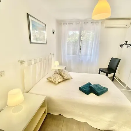 Apartment Rez De Jardin Albatros 8 Pax Front De Mer